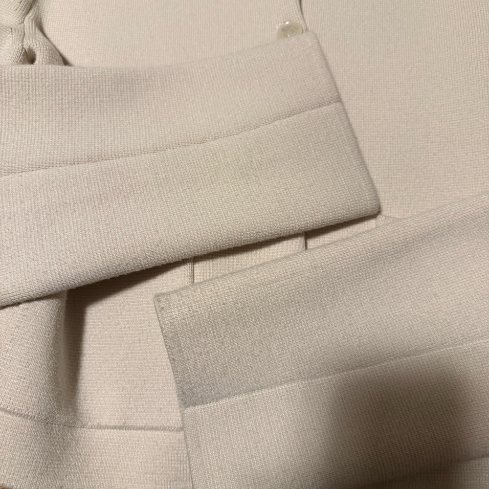 Aritzia Babaton Notable cardigan - matte pearl, M - Picture 6 of 9